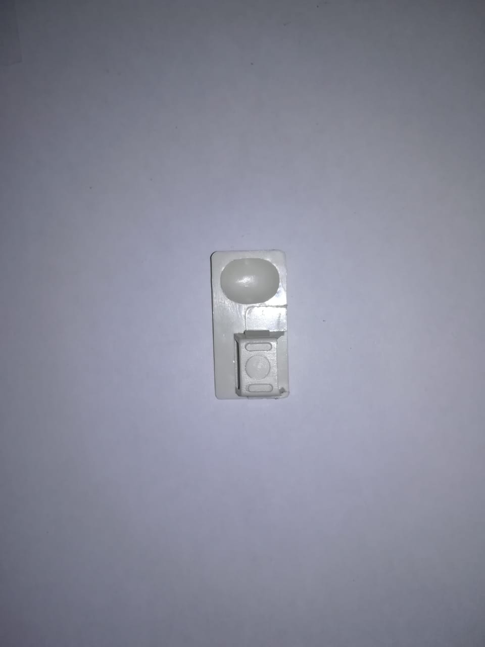 DOOR CATCH KELVINATOR J2500 / 1 / 2 / 3; T50MF